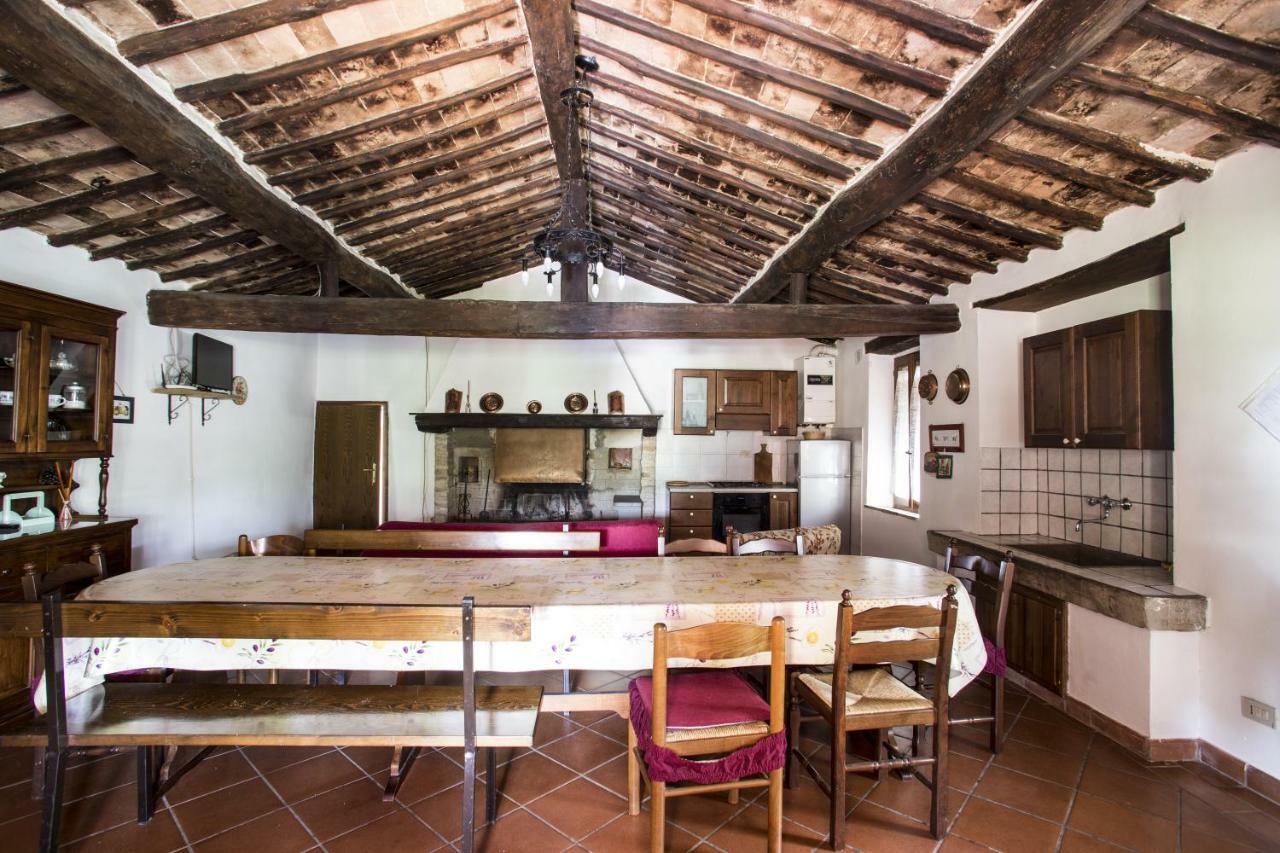 Agriturismo Oria Bianca Villa San Quirico dʼOrcia Exteriör bild